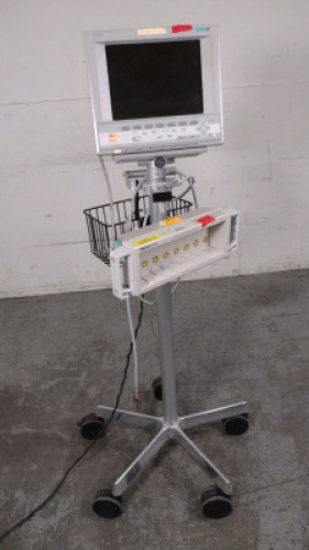 AGILENT TECH M1204A V24CT PATIENT MONITOR ON ROLLING STAND