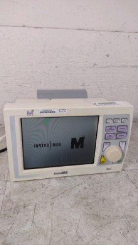 INVIVO MDE ESCORT M8 PATIENT MONITOR