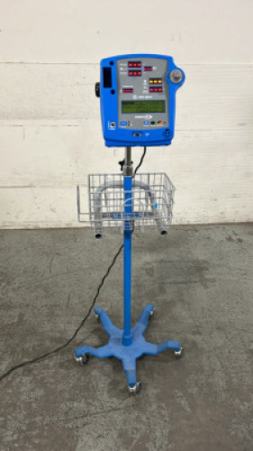 GE DINAMAP PRO 400V2 VITAL SIGNS MONITOR ON ROLLING STAND