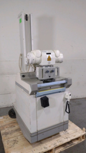 GE AMX 4 PLUS MOBILE X-RAY SYSTEM (DOM 07/1998)