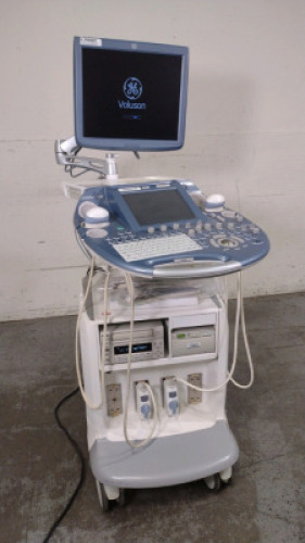 GE VOLUSON E8 ULTRASOUND SYSTEM WITH 2 PROBES (RAB 2-5-D, RAB 4-8-D)(SN D00973)