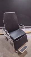 TRANSMOTION TMM4 STRETCHER CHAIR