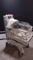 OHMEDA GIRAFFE OMNIBED INFANT INCUBATOR