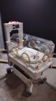 OHMEDA GIRAFFE INFANT INCUBATOR