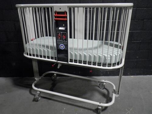 MIDMARK 500 INFANT CRIB