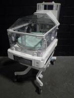 OHMEDA GIRAFFE INFANT INCUBATOR