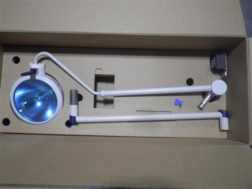 STRYKER BERCHTOLD CHROMOPHARE D300 CEILING MOUNTED EXAM LIGHT