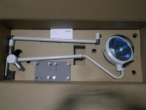 STRYKER BERCHTOLD CHROMOPHARE D300 CEILING MOUNTED EXAM LIGHT