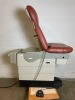 MIDMARK EXAM TABLE W/HAND CONTROL & FOOTSWITCH - 2