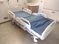 HILL-ROM VERSA CARE HOSPITAL BED