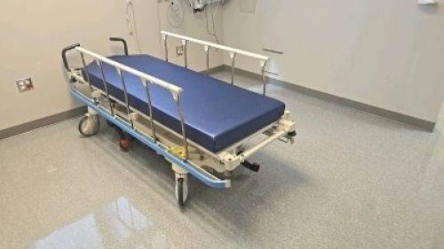 HILL-ROM P8000 STRETCHER
