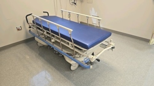 HILL-ROM P8040 STRETCHER