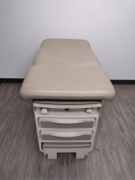 RITTER BY MIDMARK 204 EXAM TABLE (BEIGE TOP)