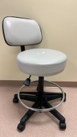 AIR LIFT HAND OPERATED PHYSICIAN STOOL