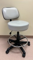 AIR LIFT HAND OPERATED PHYSICIAN STOOL