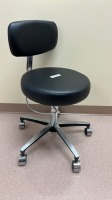 MIDMARK M/N 277-001-312 AIR LIFT HAND OPERATED PHYSICIAN STOOL