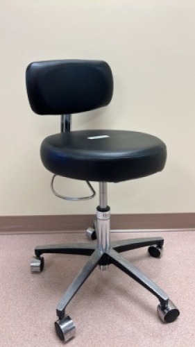 MIDMARK M/N 277-001-312 AIR LIFT HAND OPERATED PHYSICIAN STOOL