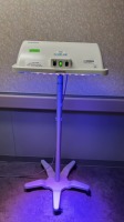 NATUS NEOBLUE LED PHOTOTHERAPY SYSTEM ON VHRS VARIABLE HEIGHT ROLL STAND
