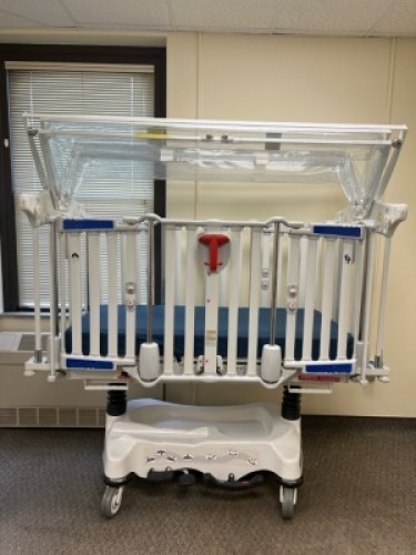 STRYKER CUB MOBILE CRIB