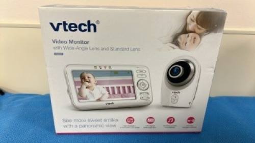 VTECH VM351 VIDEO MONITOR WITH WIDE-ANGLE LENS AND STARDARD LENS (NEW IN BOX)