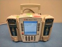 CAREFUSION BD ALARIS 8015 CPU UNIT WITH QTY (2) CARDINAL HEALTH ALARIS 8100 SERIES INFUSION PUMP