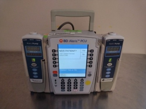 CAREFUSION BD ALARIS 8015 CPU UNIT WITH QTY (2) CARDINAL HEALTH ALARIS 8100 SERIES INFUSION PUMP