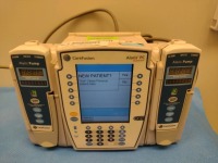 CAREFUSION ALARIS 8015 PC UNIT WITH QTY (2) CARDINAL HEALTH ALARIS 8100 SERIES INFUSION PUMP