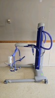 ARJO MAXI MOVE PATIENT LIFT WITH REMOTE, SLING, S.W.L 227KG/500 LB