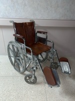 WHEELCHAIR (LARGE/GREEN)