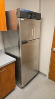 STERIS QDJ04 AMSCO DUAL CABINET WARMING CABINET