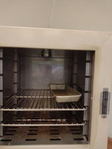 PRECISION GRAVITY CONVENCTION OVEN