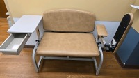 DOUBLE SWING-ARM PHLEBOTOMY CHAIR