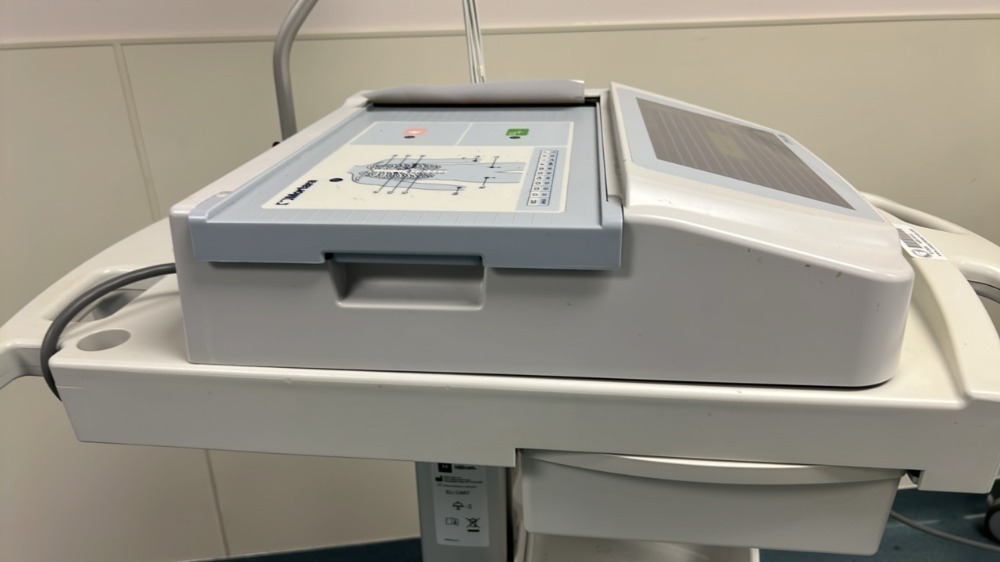 MORTARA ELI 280 ECG SYSTEM WITH WELCH ALLYN WAM ECG ACQUISITION MODULE ...