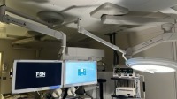 BERCHTOLD CEILING MOUNT SINGLE CHROMOPHARE F 628 SURGICAL LIGHT, DUAL CHROMOVIEW SFP26-075-1012 947 26" FLAT PANEL MONITOR