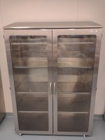 MOBILE STAINLESS STEEL DOUBLE GLASS DOOR CABINET (5')