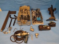 MAKO TOTAL KNEE TRAYS (4) TO INCLUDE 209063 MAKO MICS HANDPIECE, 151100 MAKO KNEE ARRAY/ BALANCING KIT, STRYKER MAKO TOTAL KNEE LEG POSITIONER KIT