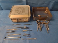 PLASTIC INSTRUMENT TRAY