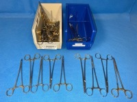 LOT OF ASSORTED SIZE NEEDLE HOLDERS