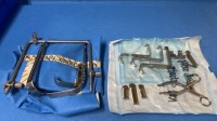 LOT OF 2 SHOULDER RETRACTORS