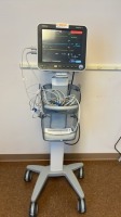 MINDRAY PASSPORT 12 PATIENT MONITOR WITH LEADS ON ROLLING STAND