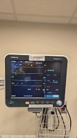 MINDRAY PASSPORT 12 PATIENT MONITOR WITH LEADS, WALL MOUNT