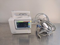 MINDRAY T1 PATIENT MONITOR WITH LEADS, CO2 MODULE VER 2.O, T-1DOCK T1 DOCKING STATION