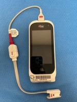 MASIMO RAD-67 HANDHELD PULSE CO-OXIMETER MONITOR WITH SENSOR