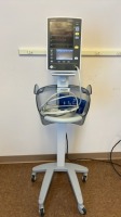 MINDRAY DATASCOPE ACCUTOR V REF 0998-00-2000-813A PATIENT VITAL SIGNS MONITOR WITH LEAD, CUFF ON ROLLING STAND *****