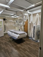 GENERAL ELECTRIC PRECISION X-RAY ROOM W/ OTC; 2018 MX100 X-RAY TUBE, PRECISION R&F TABLE, SG-80 WALL STAND, 2 DIGITAL PLATES W DOCK, DUAL MONITOR CONSOLE ROOM W WORKSTATION, VARIOUS PATIENT POSITIONING PILLOWS AND ATTACHMENTS