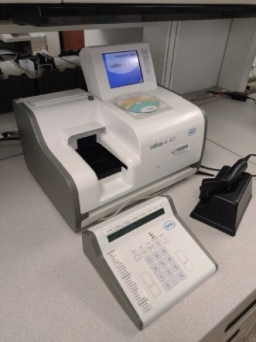 ROCHE COBAS U 411 URINE ANALYZER