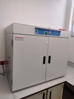 THERMO SCIENTIFIC PRECISION MICROBIOLOGICAL INCUBATOR