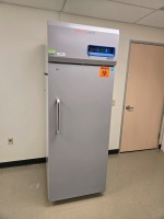 THERMO SCIENTIFIC TSX SERIES POWERED BY V-DRIVE MOBILE ULTRA-LOW FREEZER