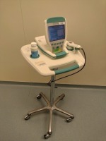 VERATHON BLADDERSCAN BVI 9400 PART NO. 0570-0190 BLADDER SCANNER WITH REF 0570-0351 TRANSDUCER ON ROLLING STAND (SN B4019366)