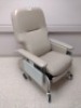 LUMEX DELUXE CLINICAL CARE RECLINER
